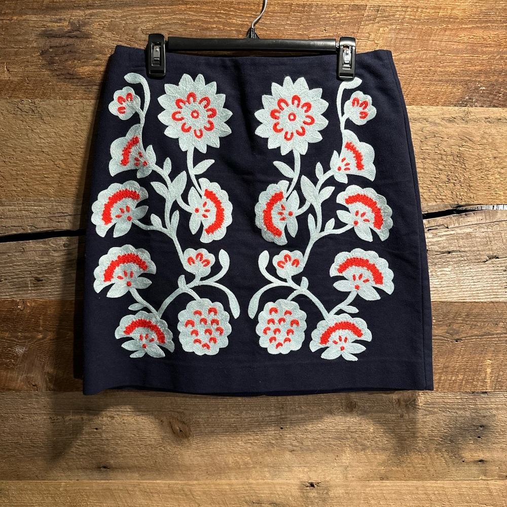 Boden Navy Floral Embroidered Mini Pencil Skirt